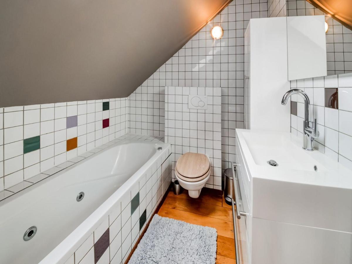 Tranquil Holiday Home In Mont With Bubble Bath Dış mekan fotoğraf